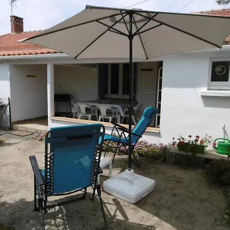 Charmante Maison 4 Personnes A L'epine, Proche - Fr-1-823-103 Holiday home *